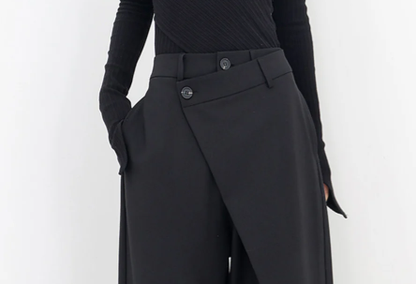 Aishia  | Asymmetric Baggy Pants