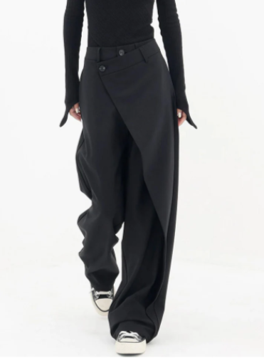 Aishia  | Asymmetric Baggy Pants